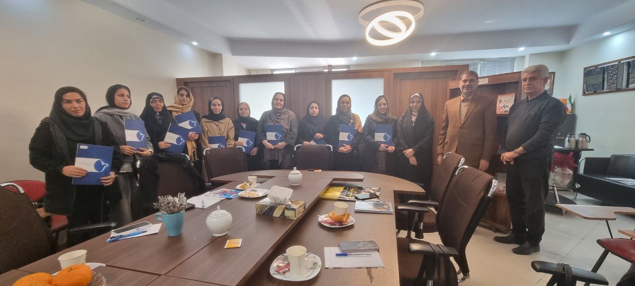 اختتامیه اولین دوره تربیت معلم کودکستان